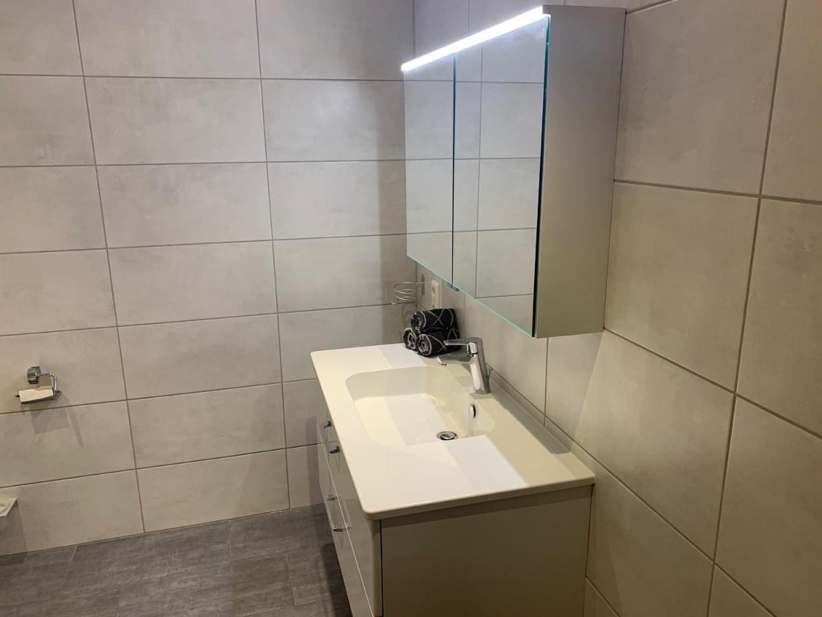 Leicht Apartamento Münsingen Exterior foto